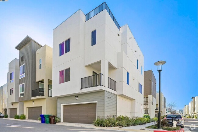 Building Photo - 859 Baywatch St Rental