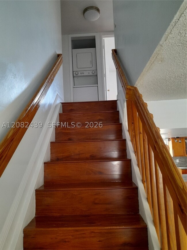 551 NW 82nd Ave