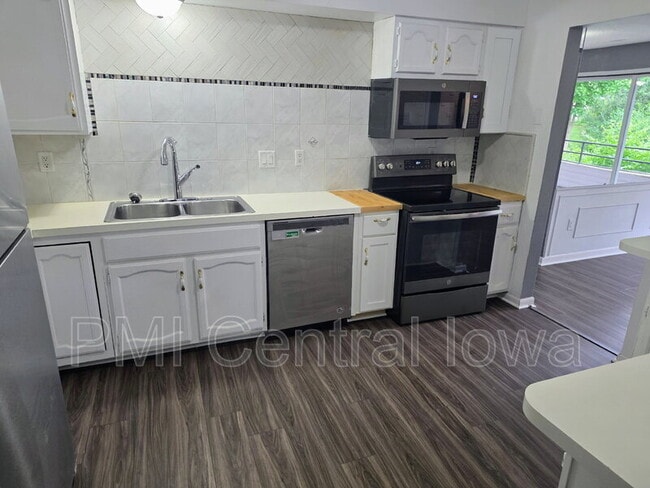 Photo - 1100 50th St Unit 1102