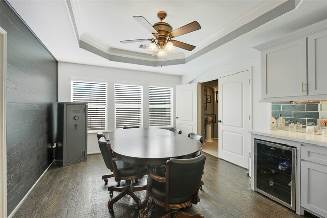 Building Photo - 17611 Fossil Ridge Ln