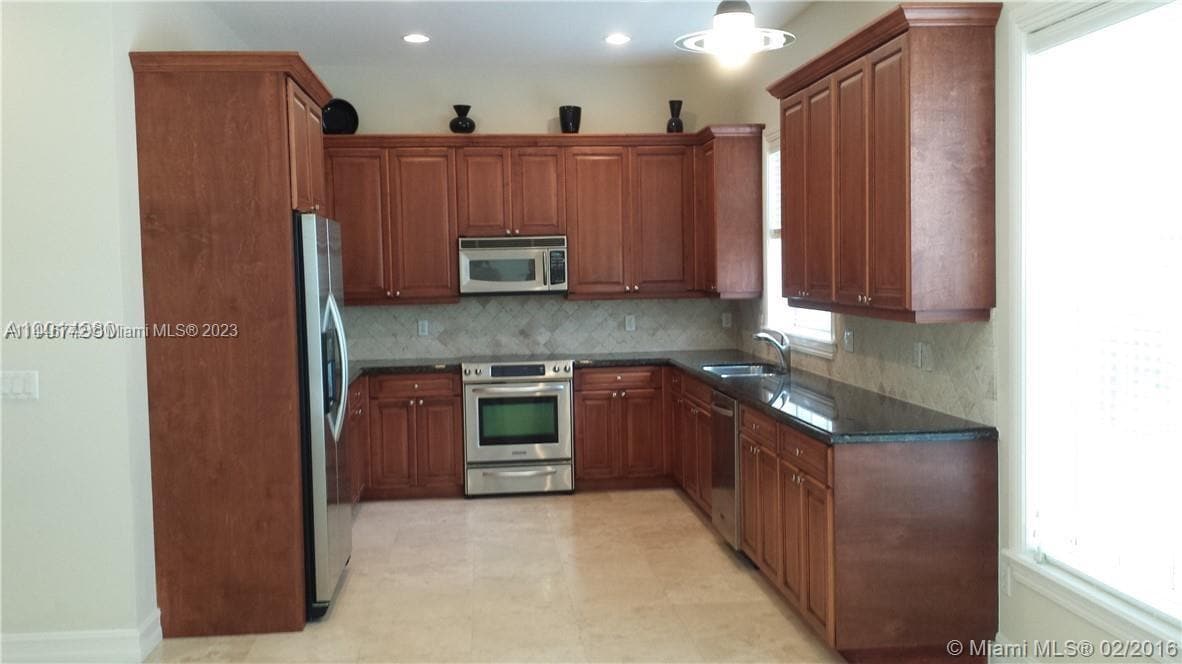 Photo - 1401 SW 21st Ct