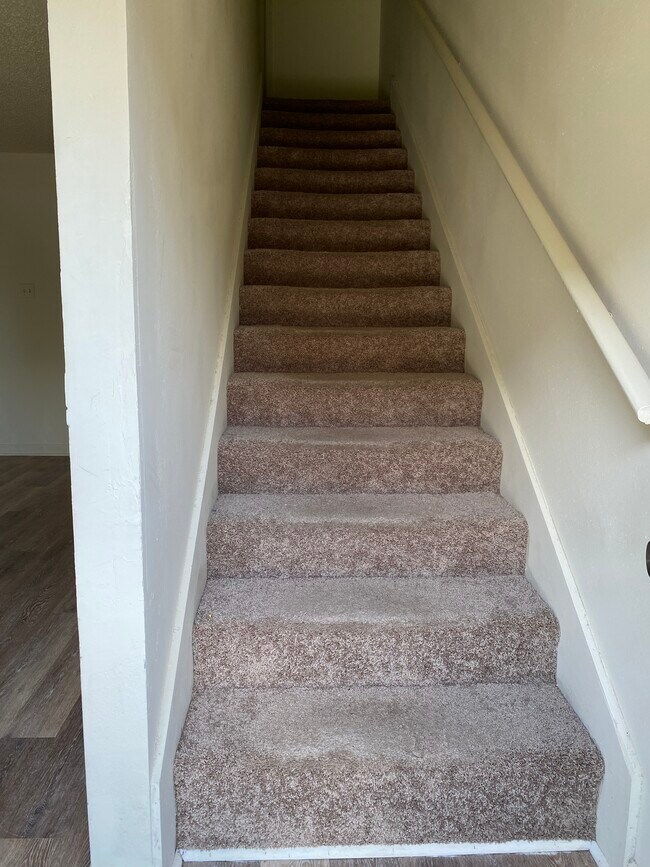 1680 Brightside Dr Townhome For Rent in Baton Rouge, LA