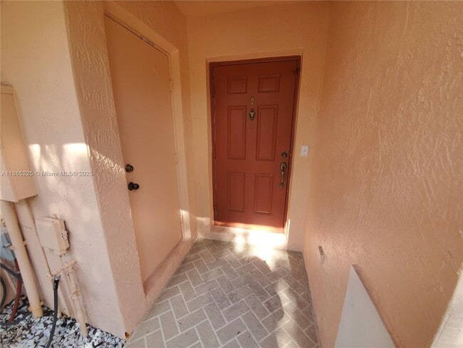 Photo - 589 NW 208th Way