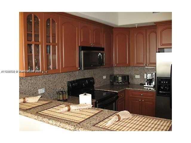 Photo - 2301 SW 27th Ave Condo Unit 800