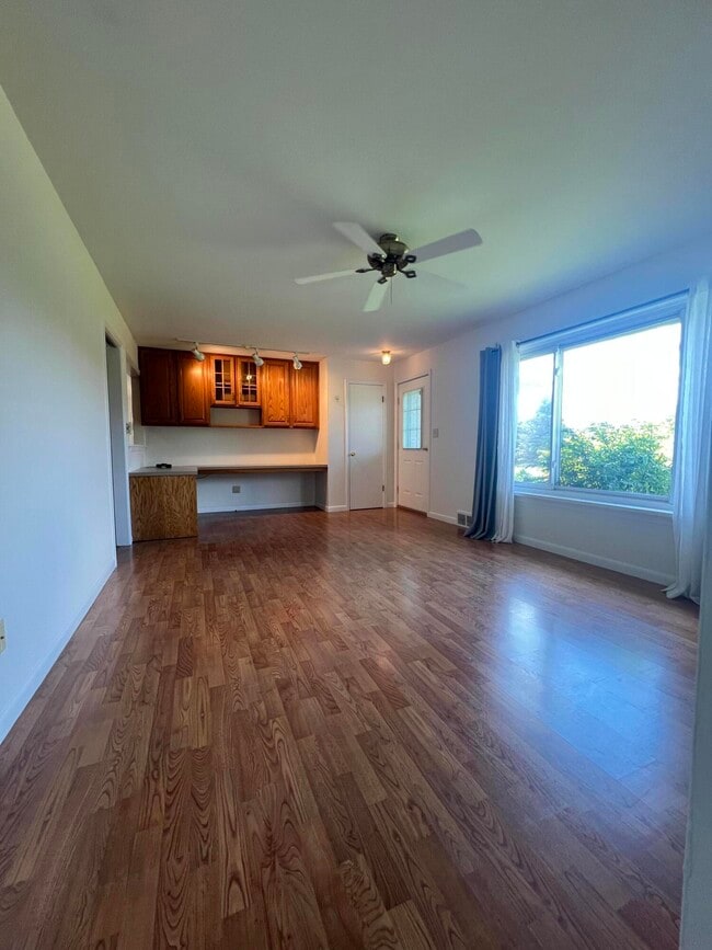 Photo - 8936 Huron River Dr