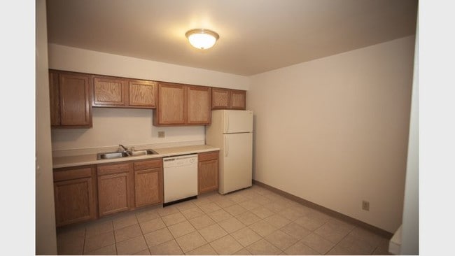 Harvest Grove Apartment Homes