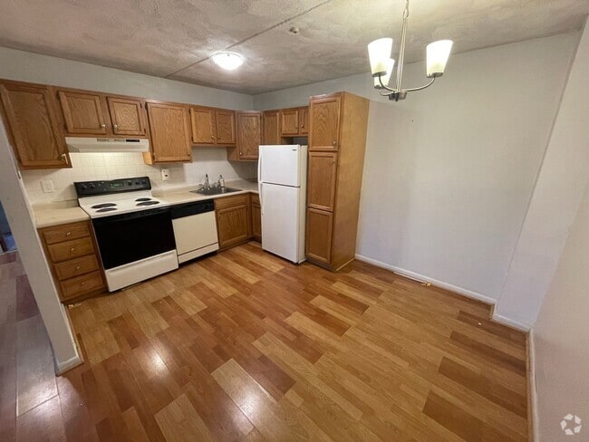 Building Photo - 161 Adams St Rental