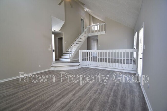 Photo - 5817 Horton Pl