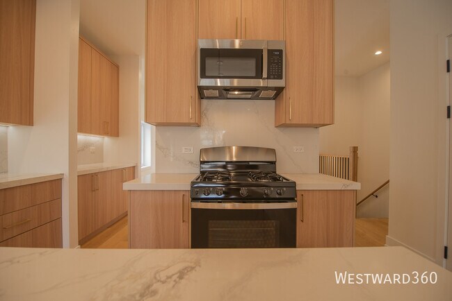 Photo - 2042 W Washington Blvd Unit #1E