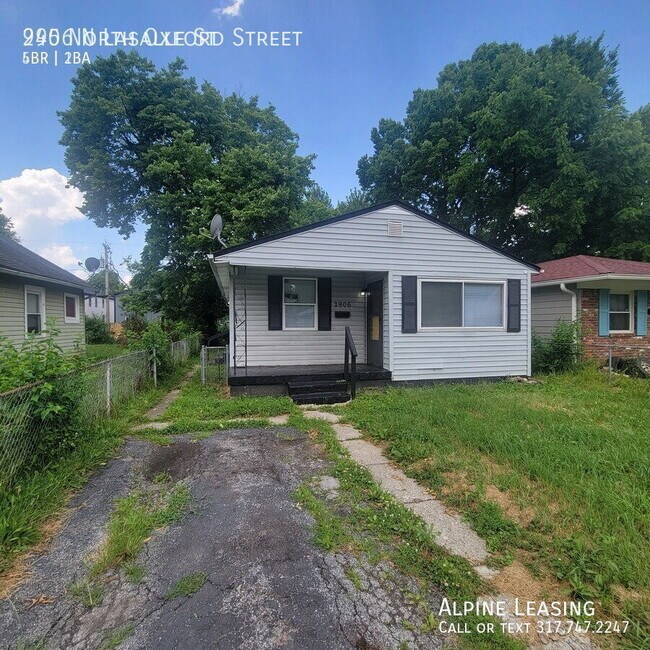 Building Photo - 945 N Oxford St Rental