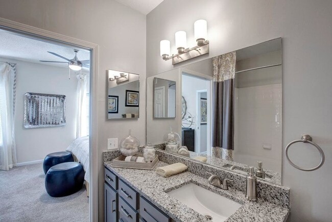 Baño principal - The Glen at Alexander Apartments