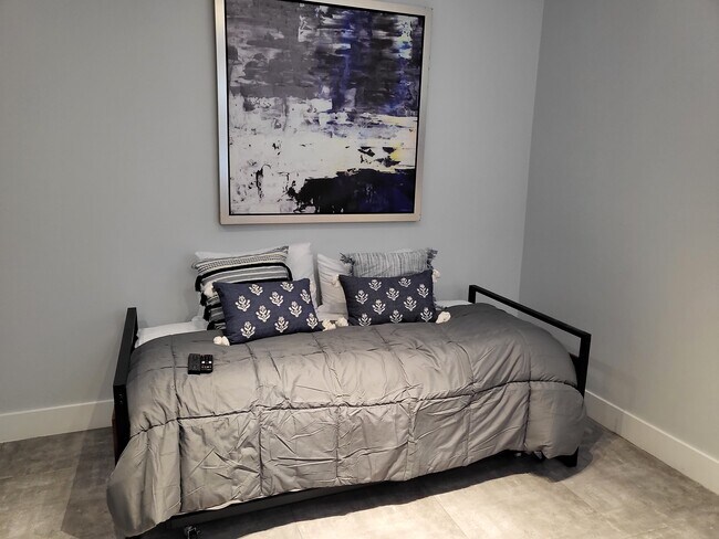 Photo - 6335 N Miami Ave Unit 2