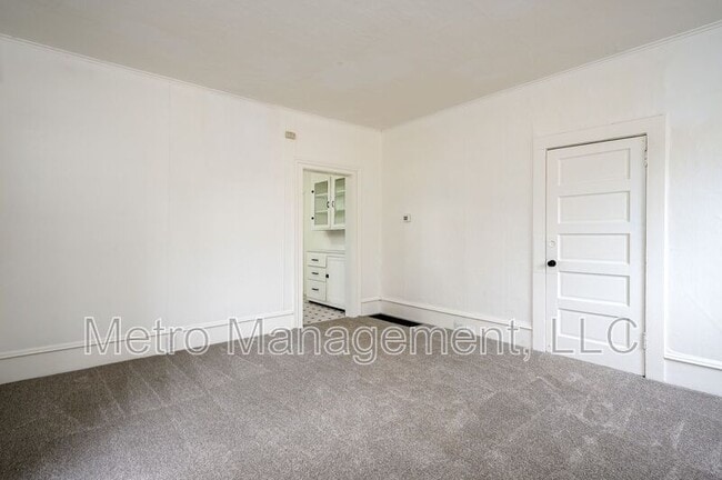 Photo - 6824 SE Long St