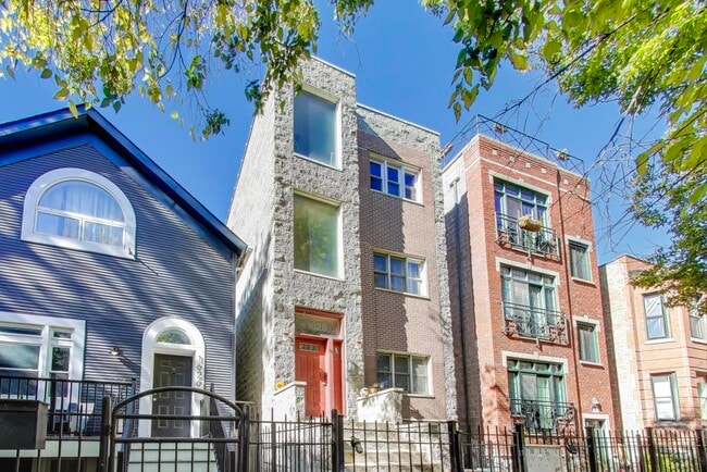 Photo - 1628 N Bell Ave Unit 2