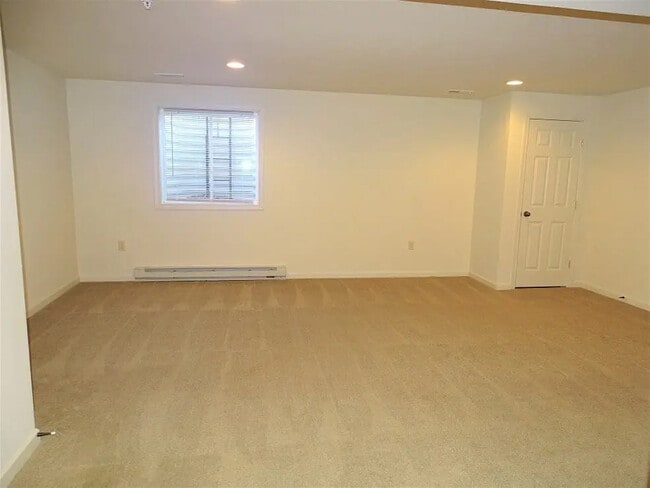 Photo - 185 Linda Sue Ln