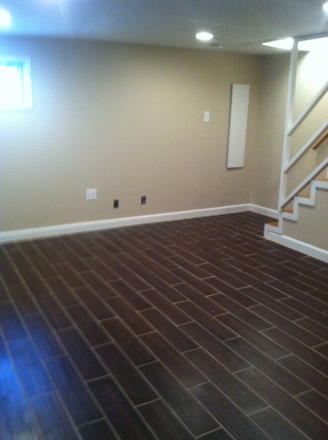 Sótano - 321 Mount Vernon Ave