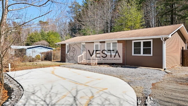 Photo - 326 New Salem Rd