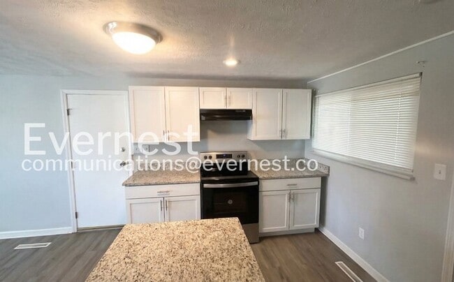 Photo - 1423 Marty Dr