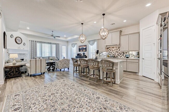 Photo - 4221 Davis Oak Dr