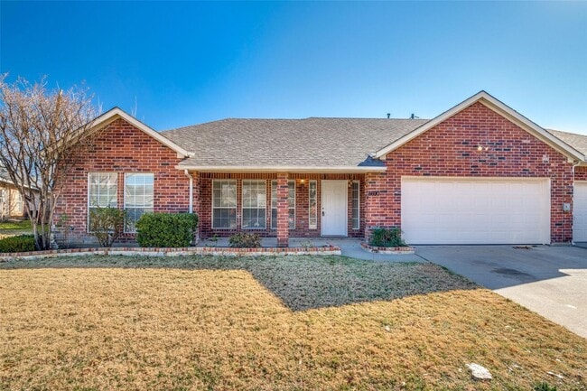 Building Photo - 8690-8690 Holly St