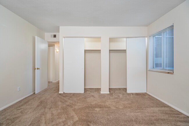 River Ridge Apartments