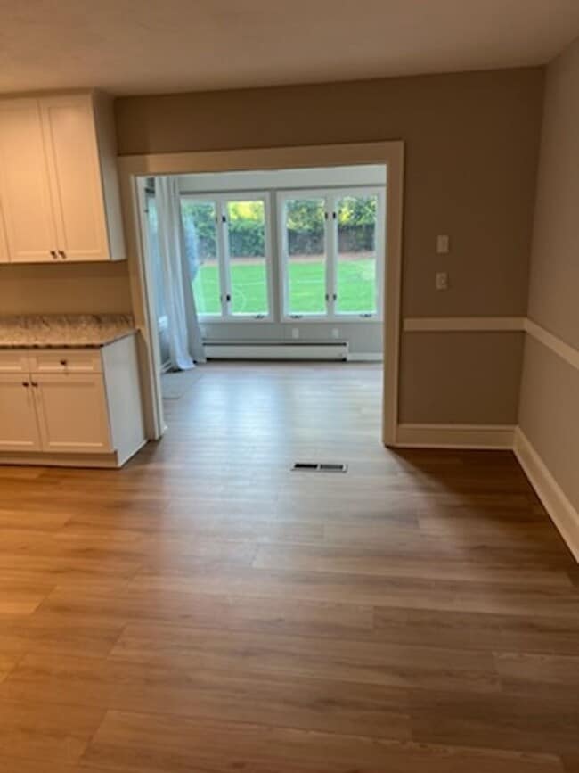 Photo - 670 Ridgewood Ave