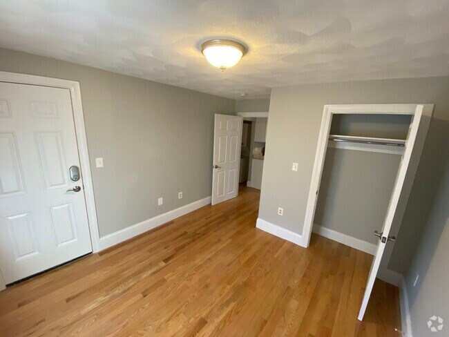Building Photo - 309 Highland Ave Unit A Rental
