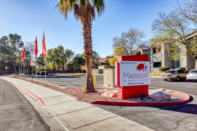 Madison Green Valley - Madison Green Valley Apartments