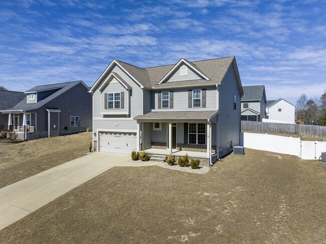 Photo - 223 Samuel Nicholas Dr