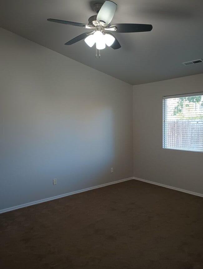 Photo - 4006 W 150 N