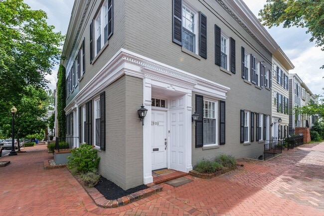 Photo - 2800 Dumbarton St NW Townhome