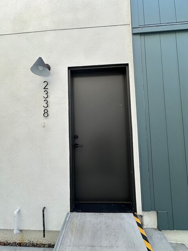 Photo - 2320 F St Unidad 2338