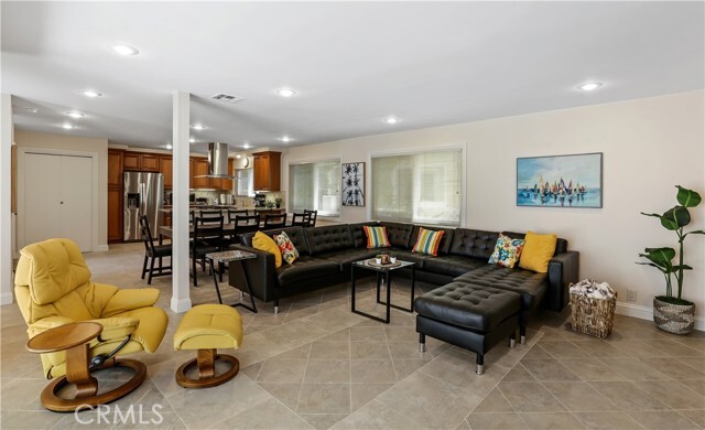 Photo - 617 Iris Ave Townhome