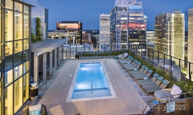 Photo - 225 S Poplar St Unit A5