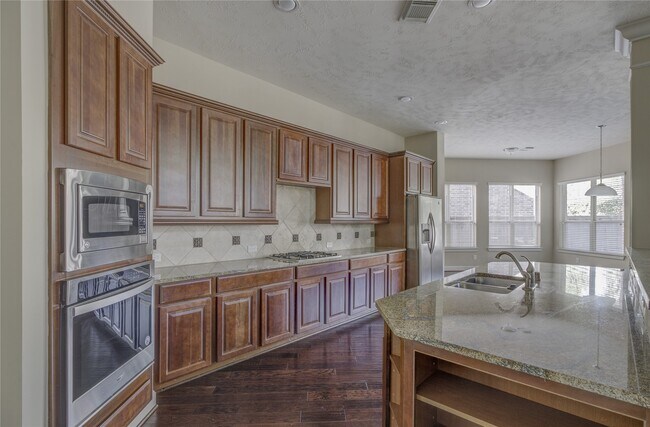 Photo - 70 S Almondell Cir