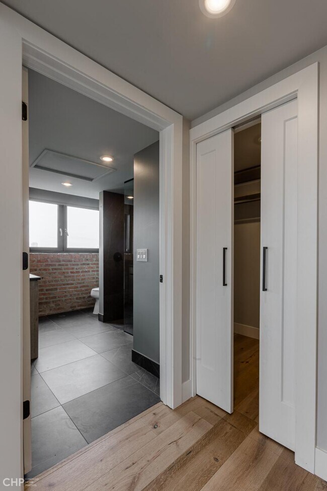 Photo - 1 bedroom in Chicago IL 60642 Unit 405