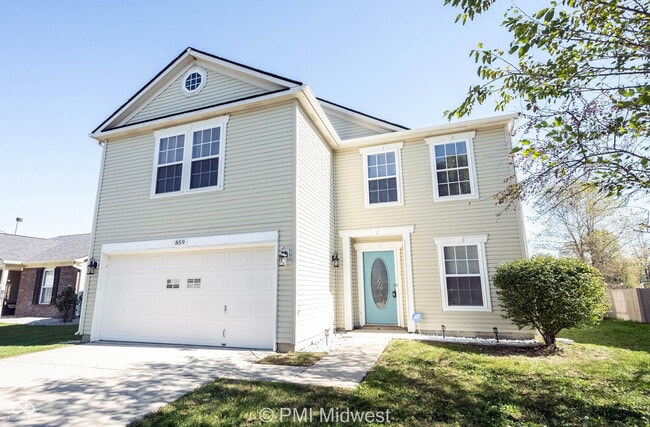 Photo - 859 Runnymede Dr