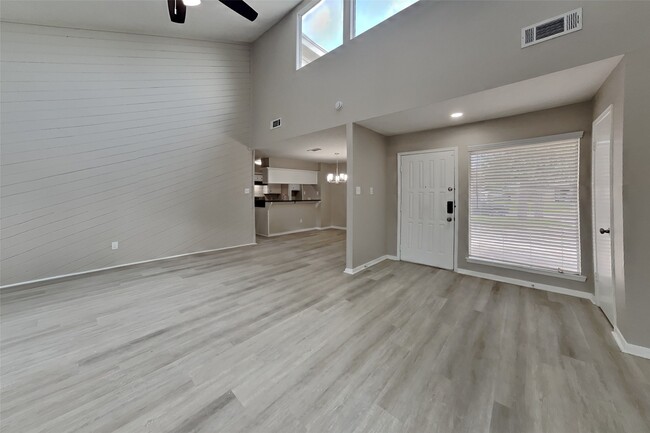 12015 Osage Park Dr