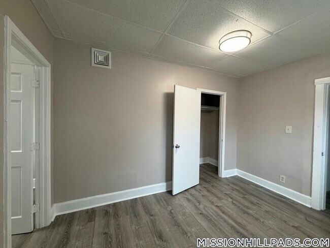 Photo - 52 Blue Hill Ave Unidad 3