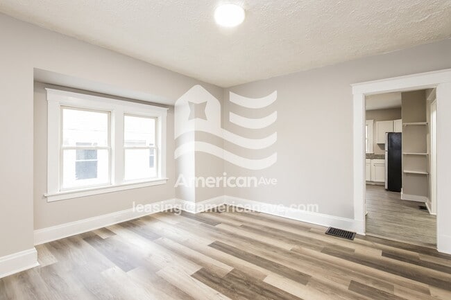 Photo - 1823 Sundale Ave