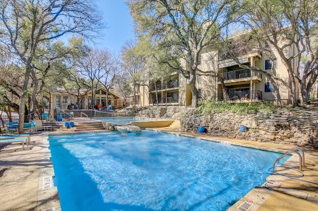 Swimming Pool - Waters at Barton Creek Apartments