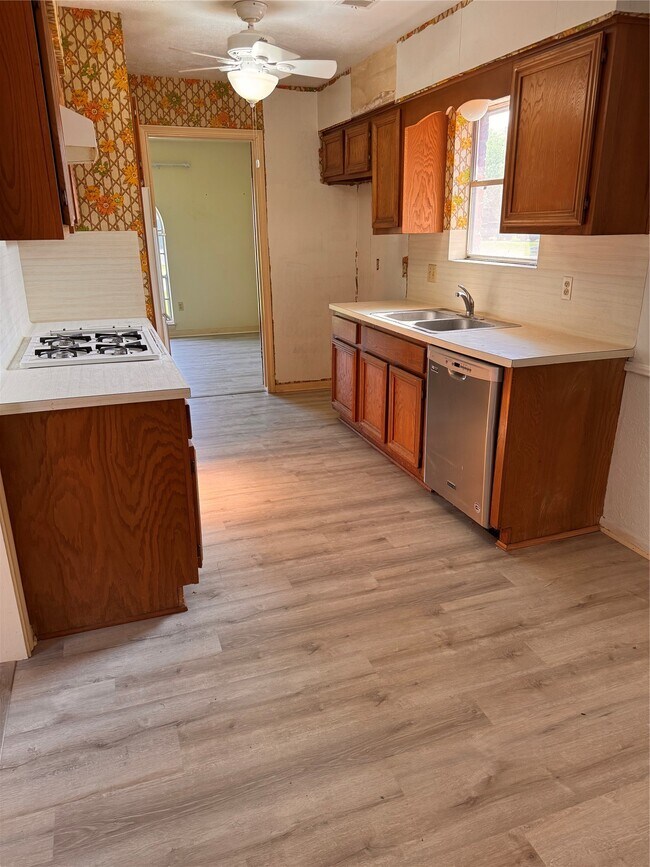 Photo - 3400 Coachman Dr