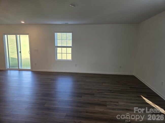 Photo - 718 Espresso Dr