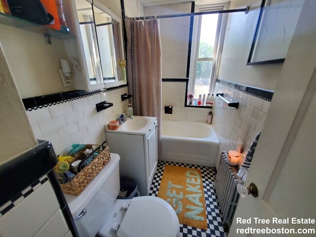 Photo - 31 Herrick Rd Unit 4A