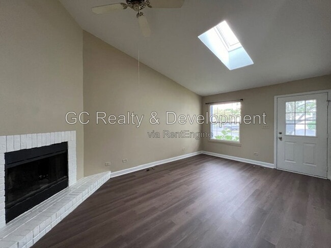 Photo - 651 Pleasant Pl