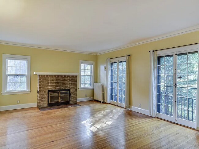 Photo - 2722 N Vincent Ave Unit 1