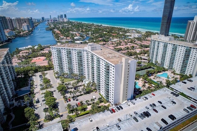 Building Photo - 19380 Collins Ave Unit 211