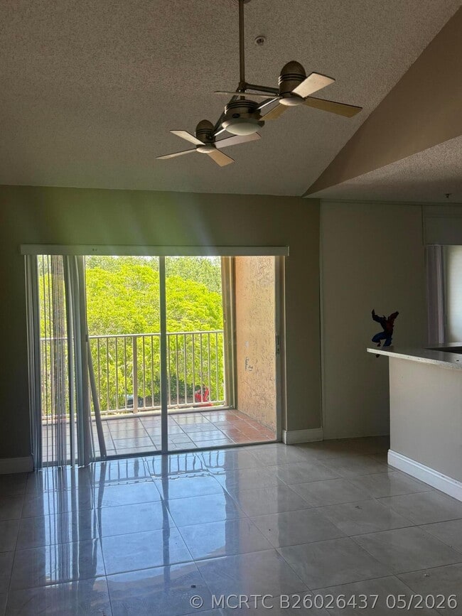 Building Photo - 3854 Lyons Rd Unit 309-5