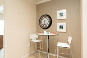 1BR, 1BA - 746 SF - Atwell 1