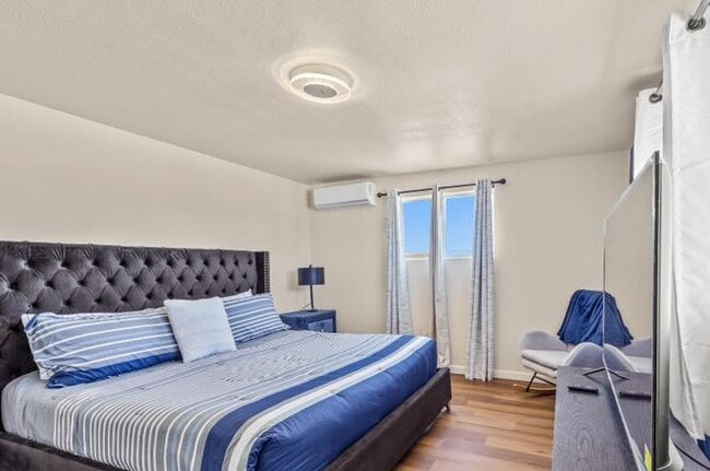 Photo - 1284 Mac Rae Rd